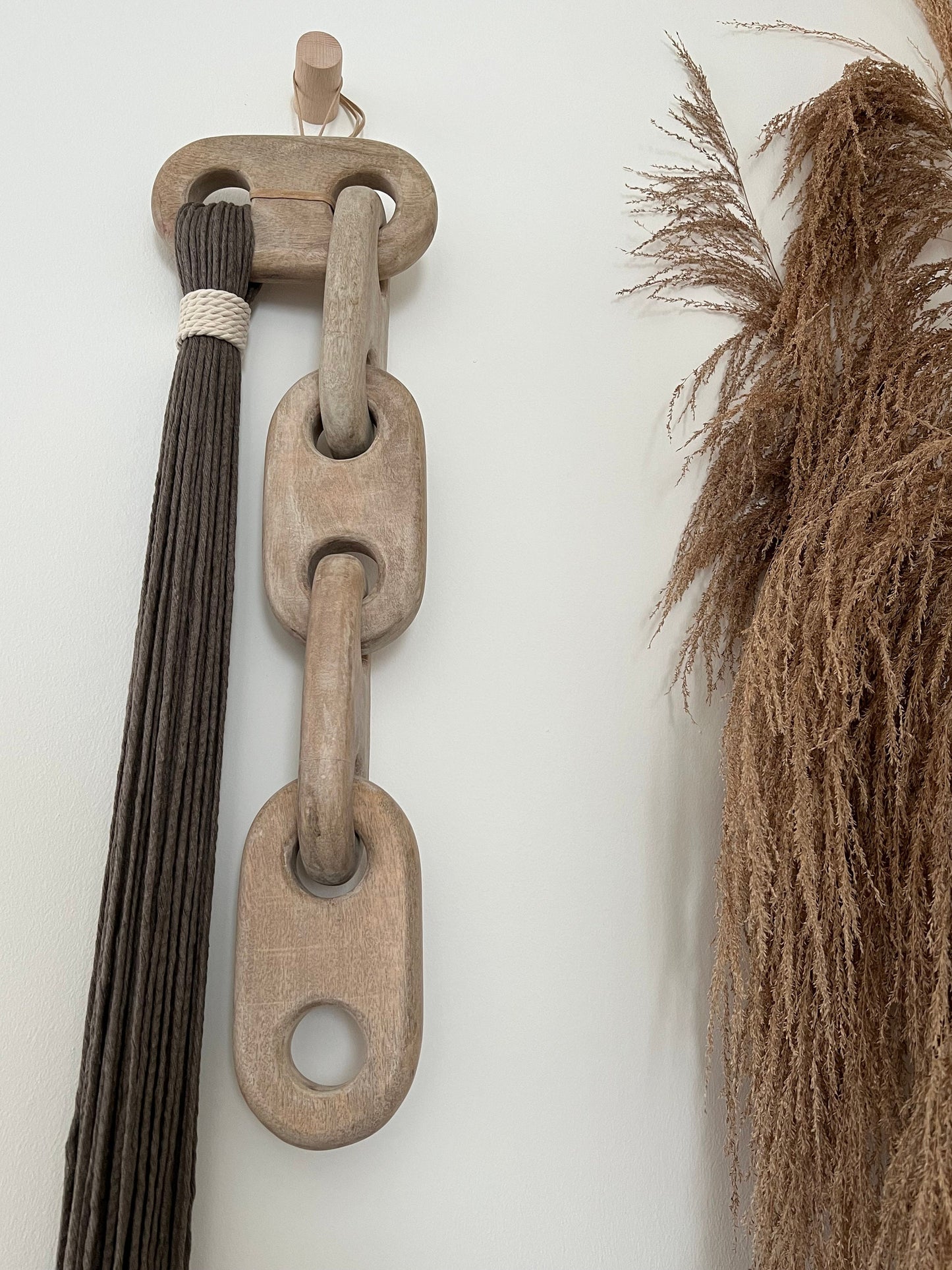 Wood Chain Wall Accents