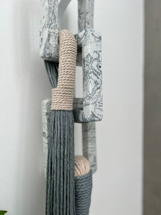White and Grey Marble Chain 3 Links